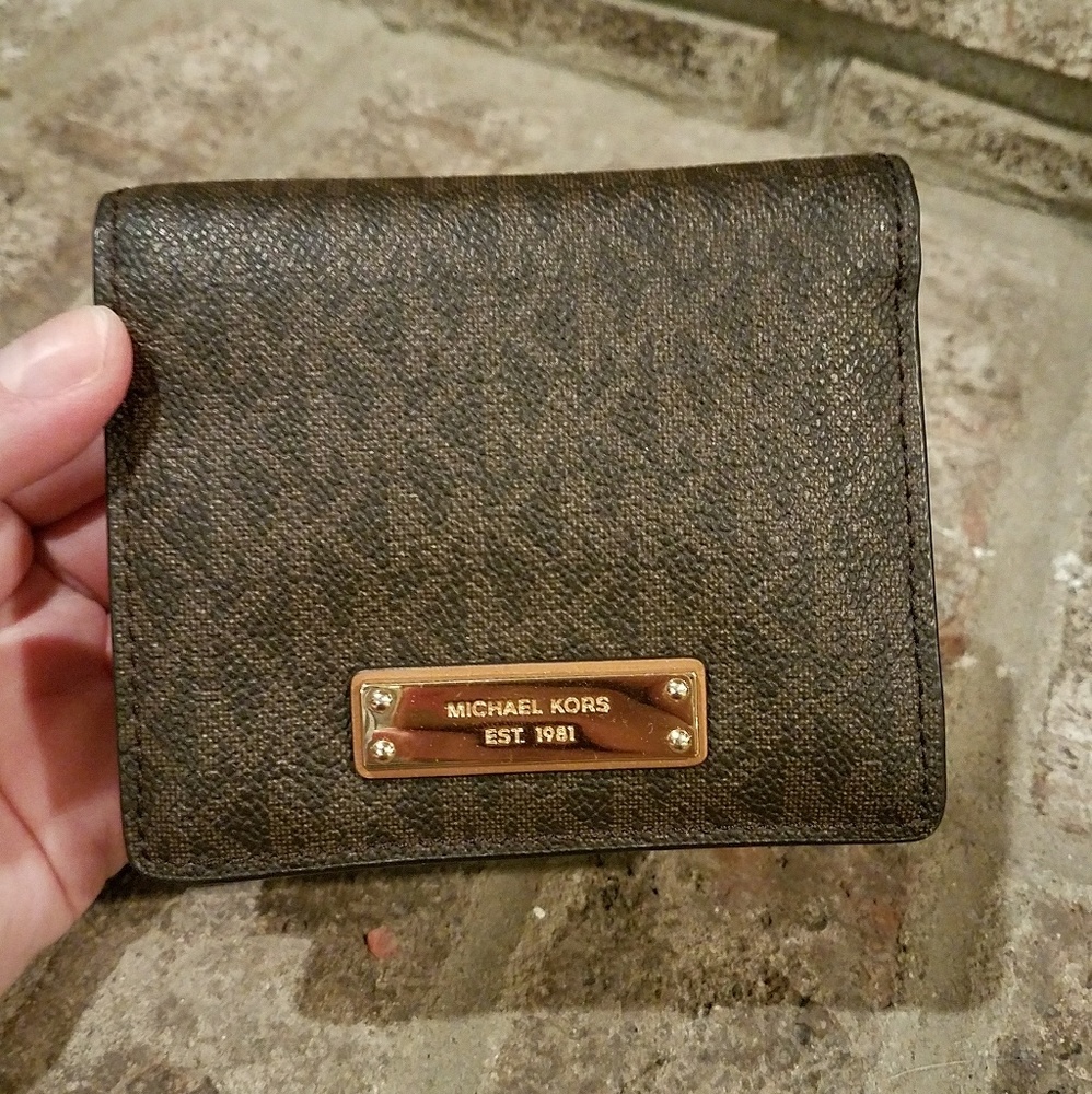 Michael Kors wallet